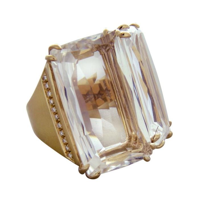 prstan-kristal-zlato-v starem slogu spremenjena velikost
