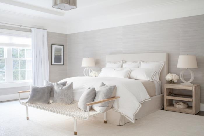 yetişkin yatak odası için renk, gri ahşap kaplama duvarlarla ilişkili alçı süslemeli beyaz tavan