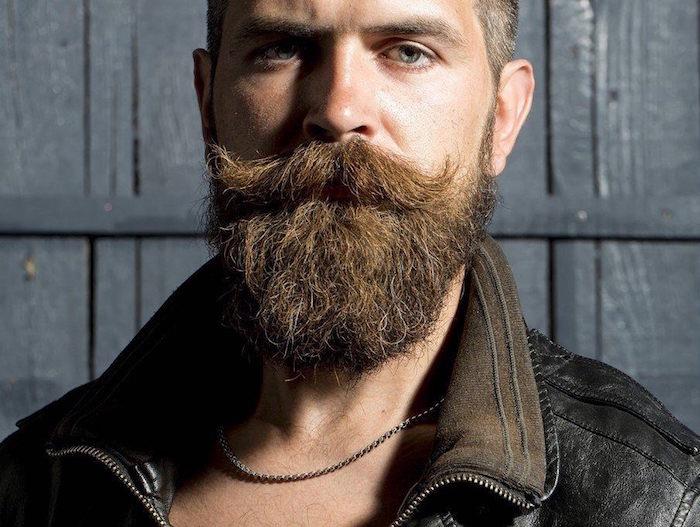 vzdrževanje brade brki moški v tip hipsterju