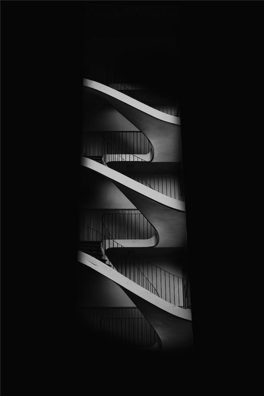 Stopnišče črna slika ozadja, črno -bela fotografija umetnika, lepa elegantna fotografija za ozadje