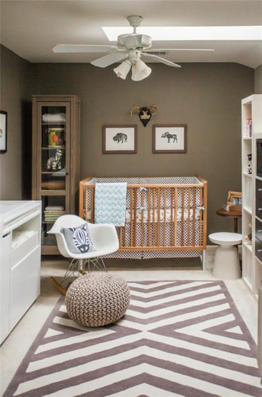 smėlio spalvos-kūdikio kambarys-berniuko lova