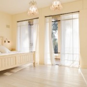 ¡Una habitación luminosa con tul blanco es solo un cuento de hadas!