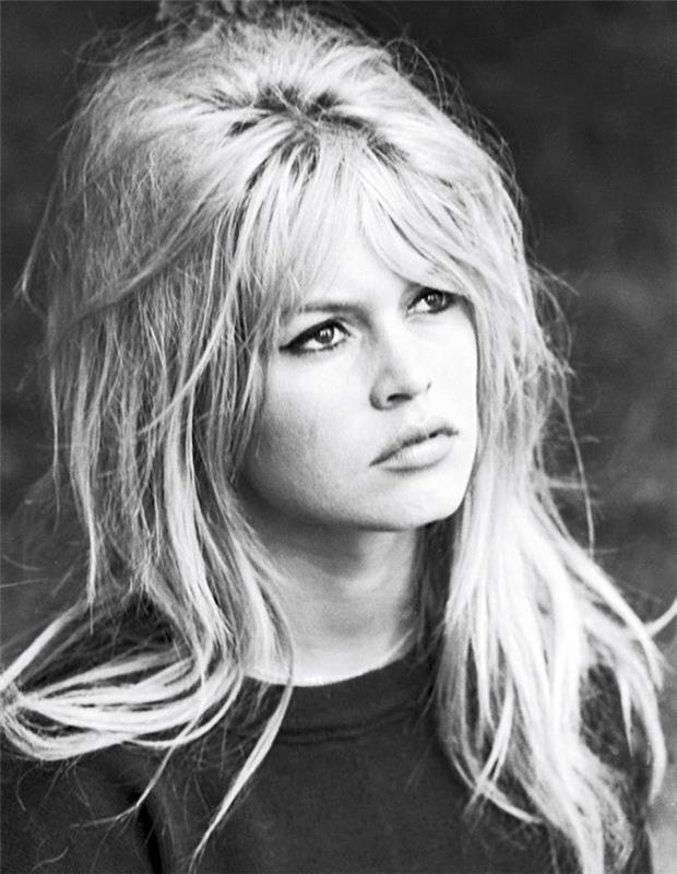 brigitte bardot genç sarı saçlı retro