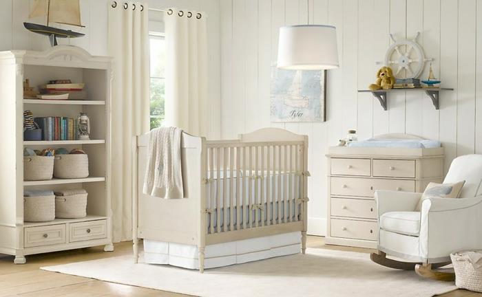 graži-idėja-dekoravimo-kūdikio kambario-stalo-baldų-lovos-pagalvės-visa-princesė