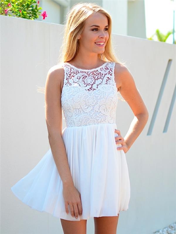 graži-balta suknelė su nėriniais-prašmatniu stiliumi-kasdieninė apranga