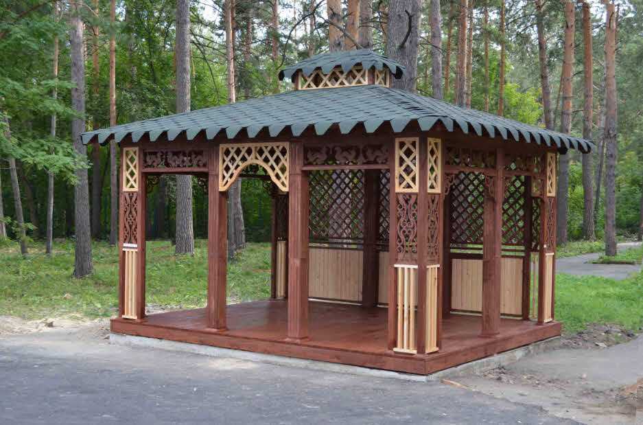 kvadratni gazebo