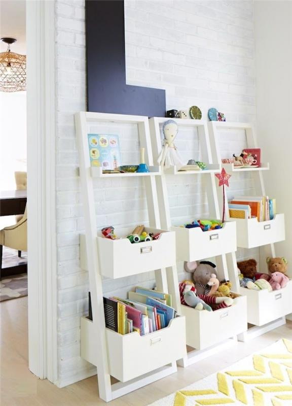 otroško-knjižnica-leseno-varno-dojenček-belo-pohištvo