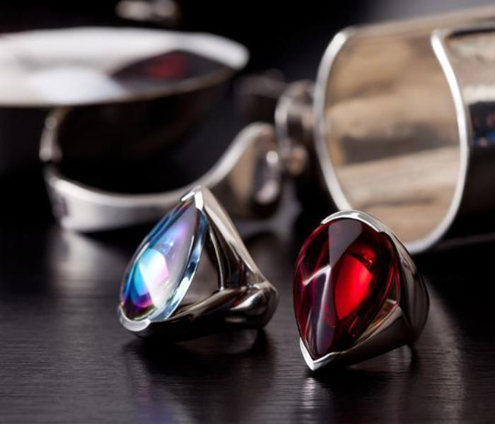 kristali v barvi prstanov bakarat-nakit