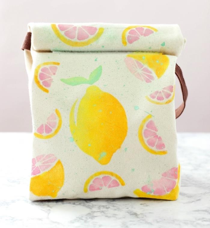 Pembe hamurlu sarı limon, harika bir sırt çantası modeli fikri, kendin yapabileceğin kumaş çanta modelleri 2019 trendleri