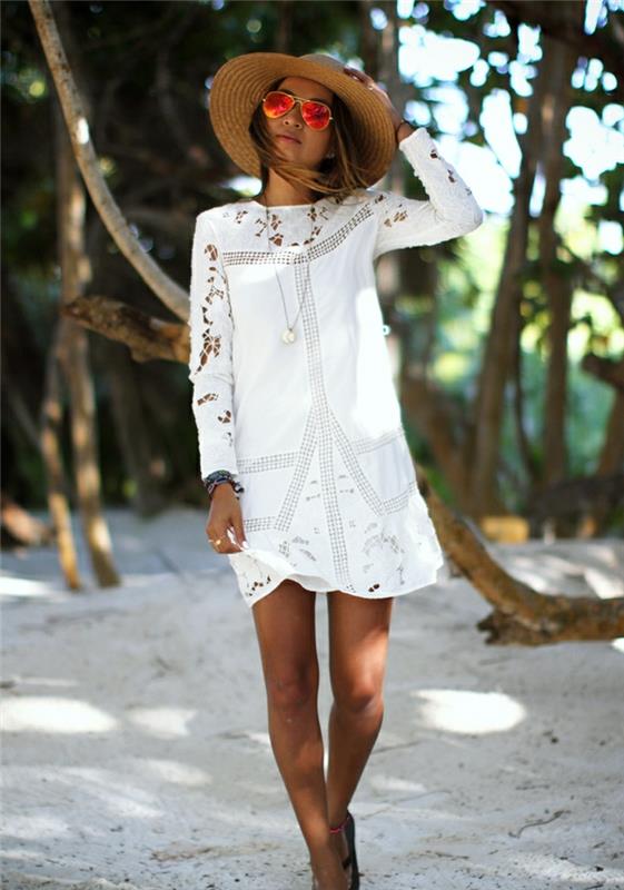 balta-nėrinių suknelė-balta-ilga-nėrinių suknelė-paplūdimys