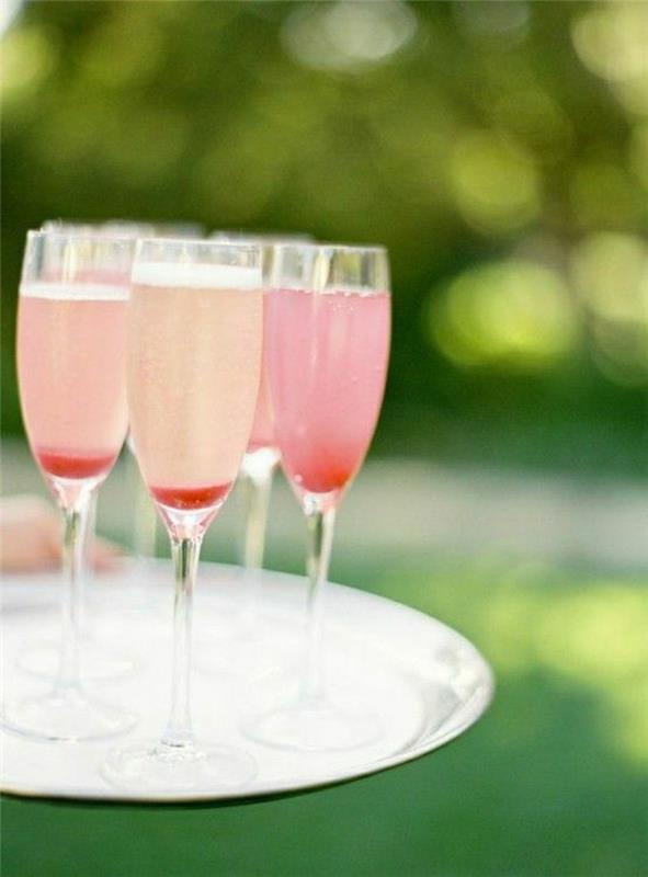 blida-cam-flüt-veya-şampanya-cam-dekorasyon-ambiyans-pembe-limonata