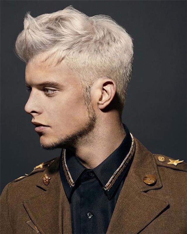 vyro šukuosena su išblukimu ir auksinės blondinės spalvos poliarinės barzdos apykakle ir senovine striuke
