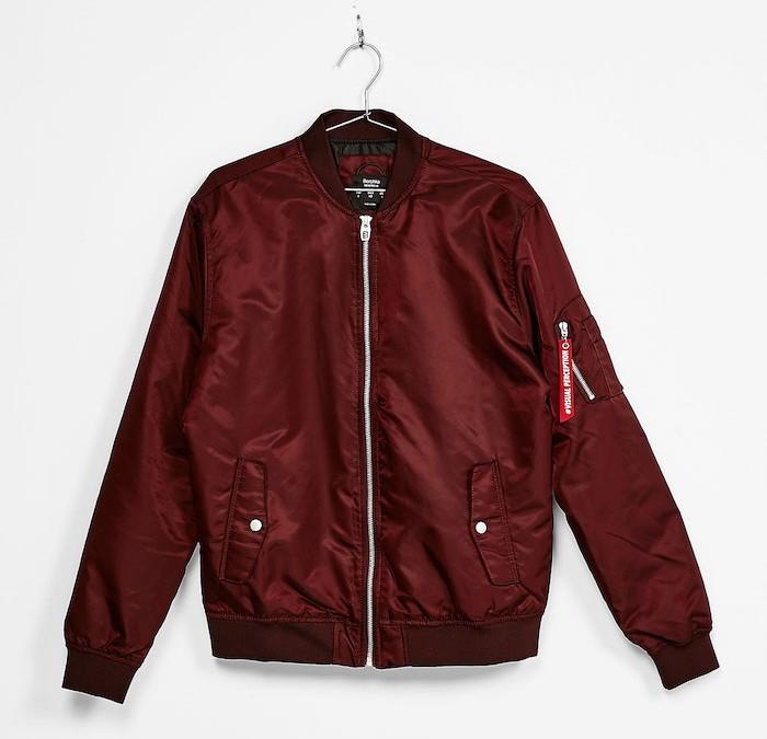 bomber-jakna-moška-zimska-jakna-moški-plašč-zara-bomber-jakna-bershka-bomber-jakna-bordo