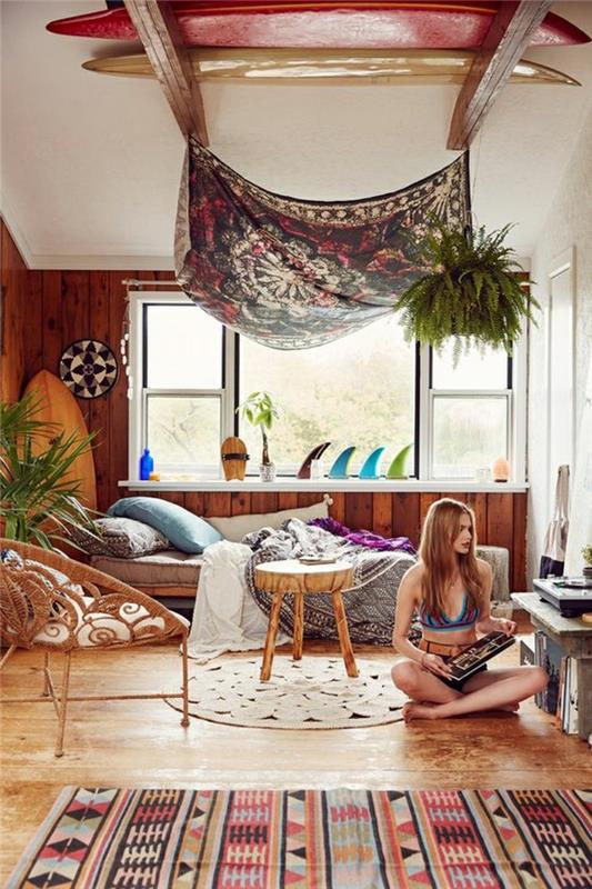 Mor renk ve leylak rengi mor hippi yatak odası stili ile ne renk koyulur