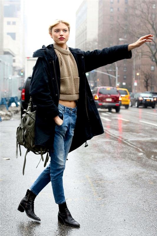 Fikir kıyafeti siyah kot pantolon savaş botları adam düz uyluk botları bir New Yorker kadın iyi giyimli sonbahar