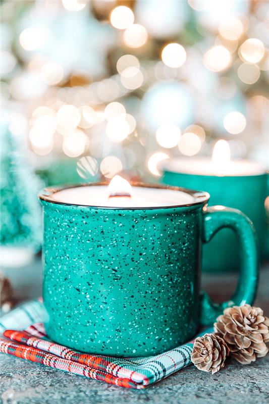 kendin yapmak için hediye, içinde balmumu olan mavi yeşil çay bardağı örneği, anne için Noel hediyesi