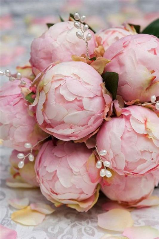 buket-of-fantastik-peonies-pembe-şakayık-öncesi-çiçeklenme