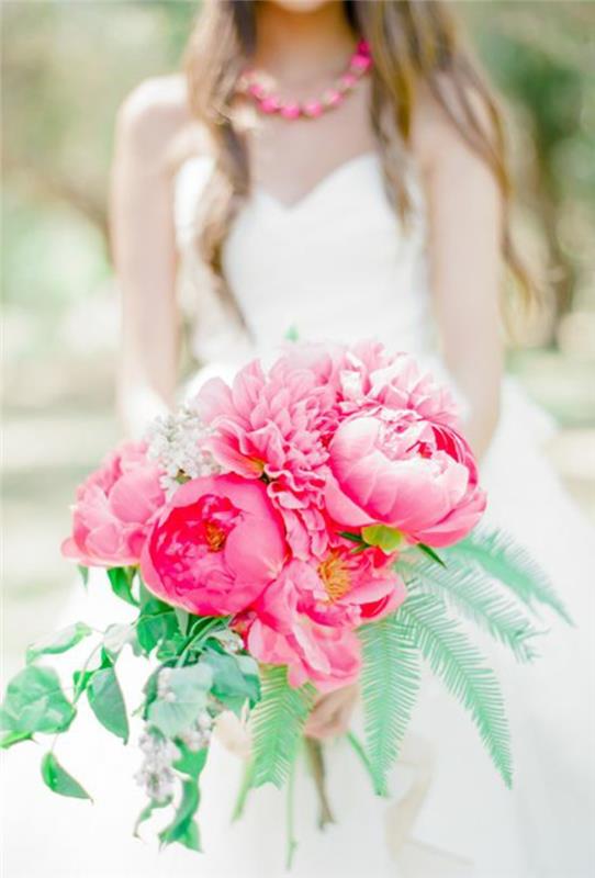 poročni šopek-potonika-vrtnice-rože-za-poroko-kako-izbrati-cvetlični šopek