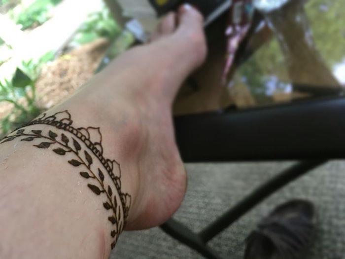 ayak bileği dövmesi kadın bilezik dövmesi mandala ayak