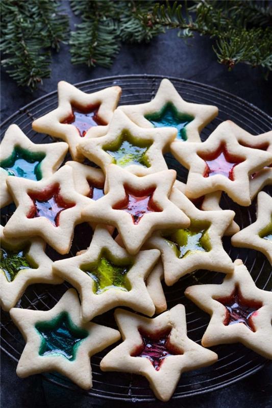 reçelli noel keki, yıldız şeklinde mükemmel noel kurabiyeleri pişirme, tereyağlı kurabiye tarifi