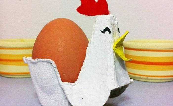 Yumurta kartonu ile kendin yap, sarı gagalı ve kırmızı armalı kolay horoz