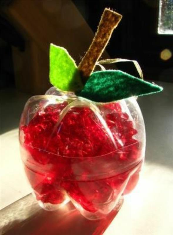 Plastik şişelerden DIY plastik şişe elma