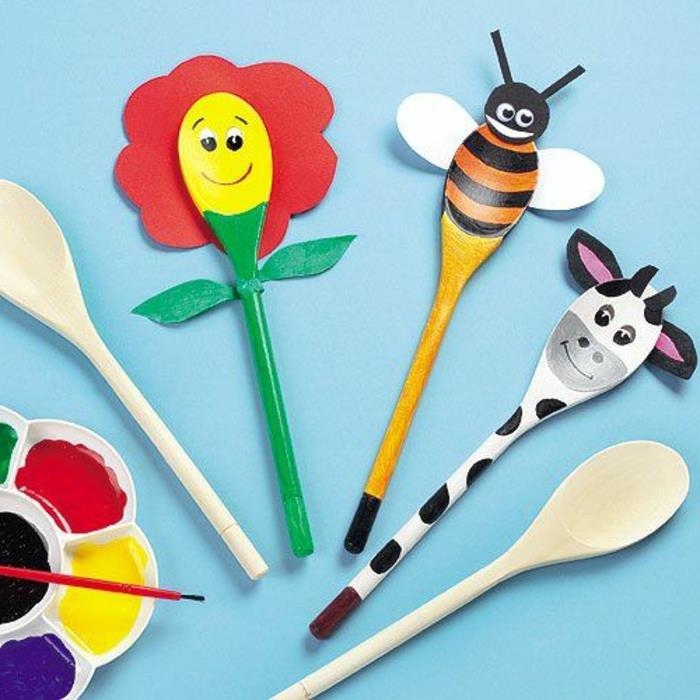 Kendin yap çocuk, tahta kaşıklar, çiftlik motifi, çiçek, ahşap ve kağıttan inek ve arı, yaratıcı hobiler projesi