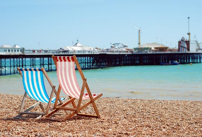 ležalniki na plaži Brigton England