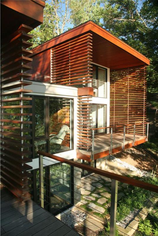 solarno senčenje-modularna-hiša-z-lesenimi letvicami