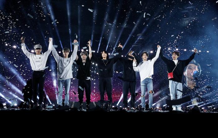 Kpop grubu BTS, 2013'ten bu yana dördüncü olan yeni albümleri Map Of The Soul: 7'yi yayınladı.