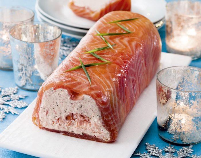 Fransız Noel başlangıç, somon ve krem ​​peynirli terrine, Noel yemeği için kolay ve şık başlangıç