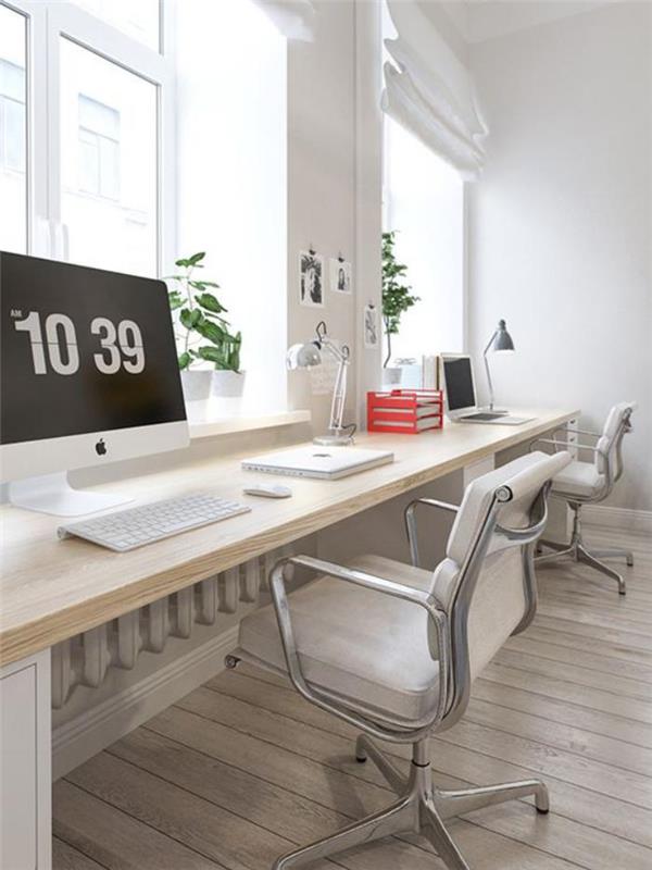 design-desk-plavajoča-miza-svetel-les-vzdolž stene