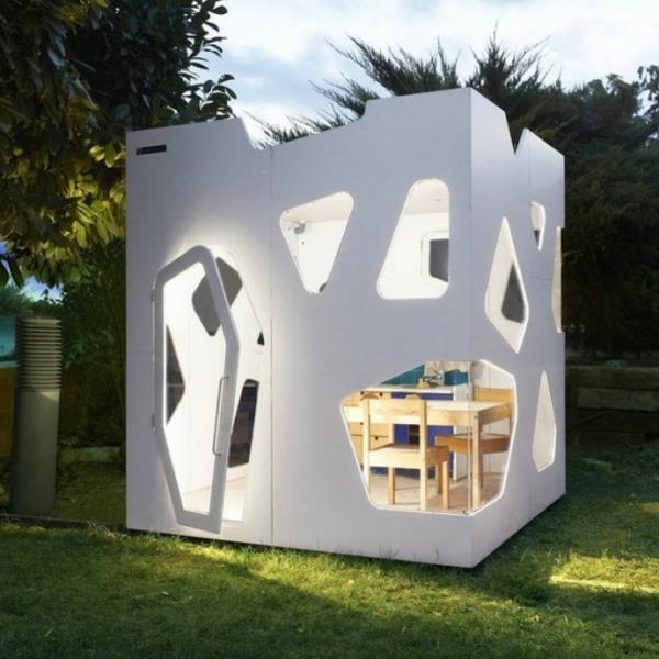sodobno-bela-design-vrt-lopa