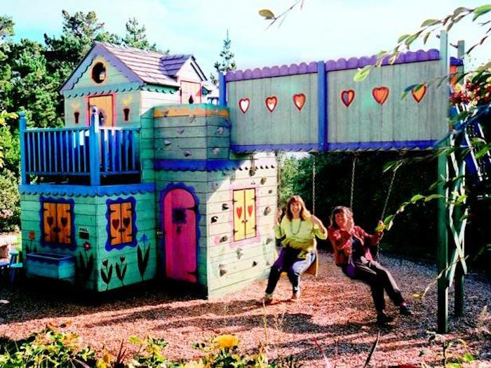 medinis namas-vaikas-namelis-sodas-vaikai-originalus žaidimas