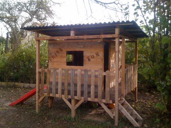 namelis-sodas-ne-chere-padėklai-medinis-žaidimų namelis-vaikas