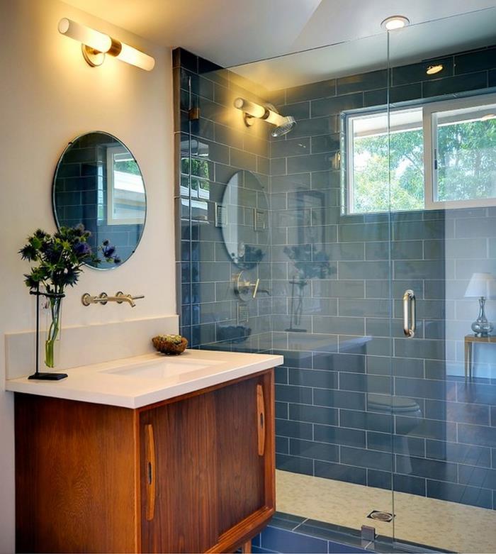 starinska skandinavska omarica z belim keramičnim umivalnikom in čistimi linijami je idealna izbira za pomirjujoč in eleganten dekor v kopalnici