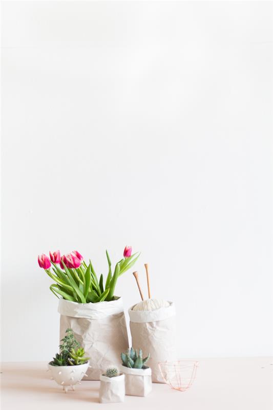 naredite cvetlični lonček s čistim dizajnom iz kraft papirja, izvirna aktivnost za materinski dan