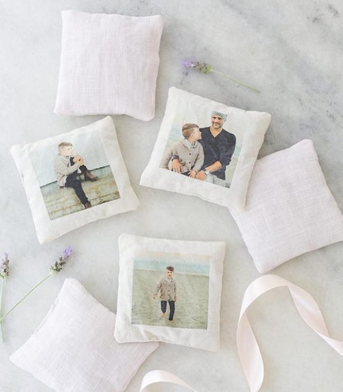 personalizuotos levandų kvapo pagalvėlės su tėvo ir sūnaus nuotraukomis, pasidaryk pats Tėvo dienos dovana