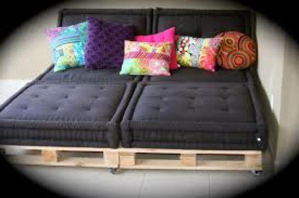 sofos padėkle-juodos pagalvėlės spalvos