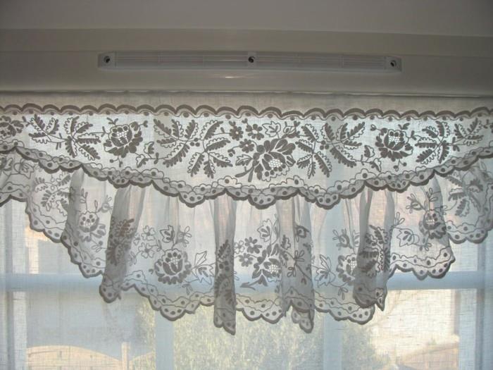 valance-l-atölye-d-elise-keten-tuval üzerine dikilmiş