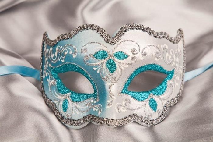 maskeli balo maskesi, turkuaz ve gümüş renklerde kadın yüzü için kılık şablonu