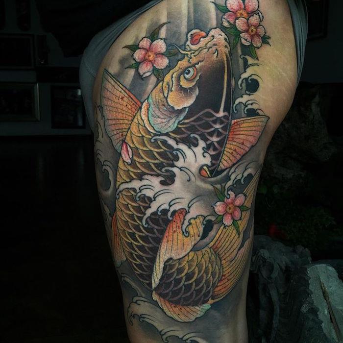 tatuiruotė koi karpis šlaunies moteris tatuiruotė vyras žuvis simboliai japonija