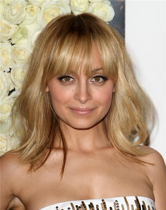 nicole richie, bob in šiške, striženje za kvadratni obraz, spreminjanje frizure, preobrazba pričeske, ženska pričeska