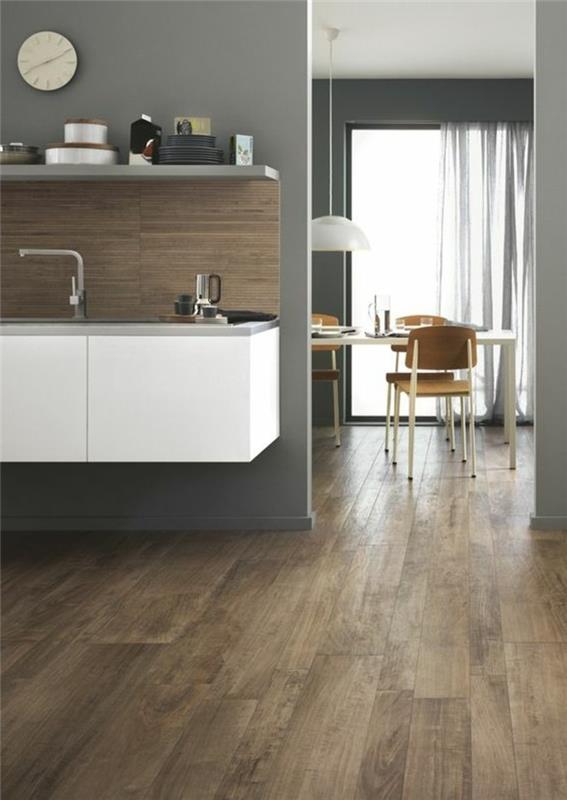 plytelėmis atrodanti mediena-atvira virtuvė-dizainas-balta spintelė