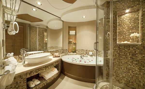 fenomenalus-ovalus-dušo kabina-mozaika-plytelės-vonios kambarys-fenomenalus