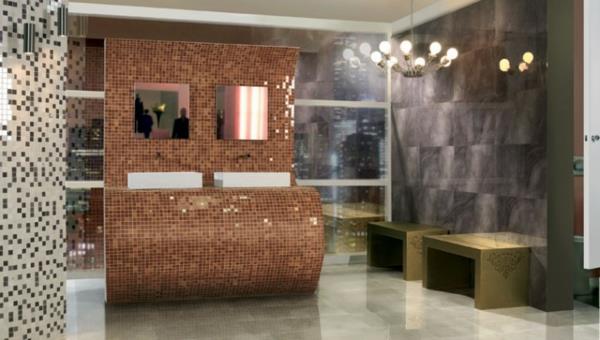 Įspūdingos spalvos-bronzos-mozaikos-plytelės-vonios kambarys-įspūdingas