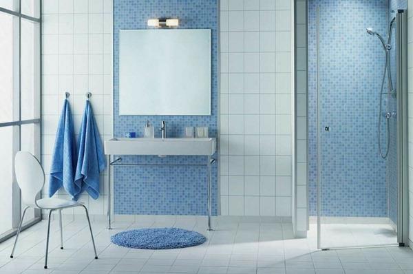 mėlynos ir baltos mozaikos plytelės-vonios kambarys mėlynos ir baltos spalvos