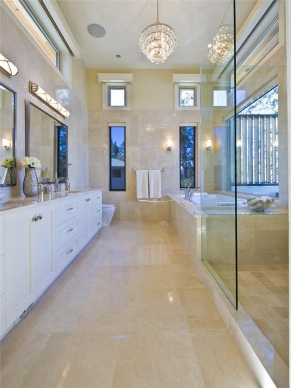 prabangios poliruotos plytelės-didelis-prabangus vonios kambarys