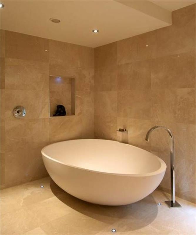 Plytelės-vonios kambarys-grindys-ovali vonia-paprastas-vonios kambarys
