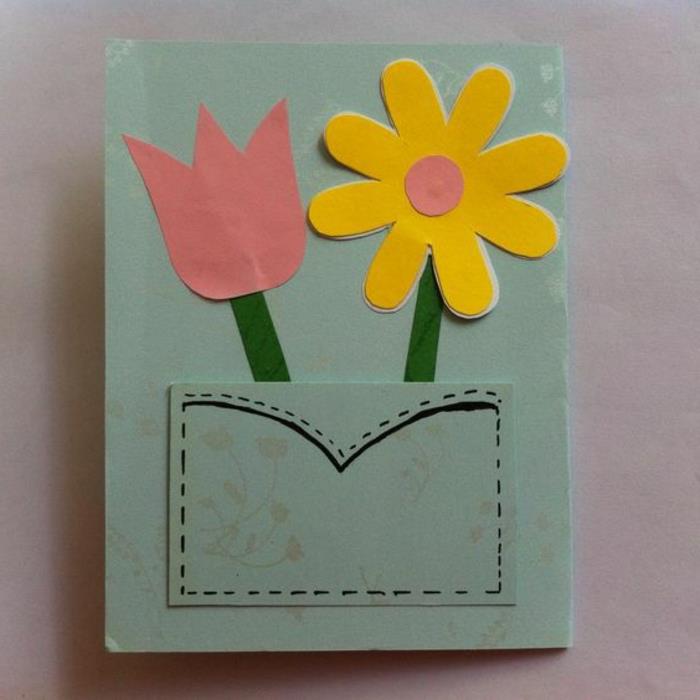 Motinos dienos atvirukas, atvirukas su kišene ir spalvotos popierinės gėlės